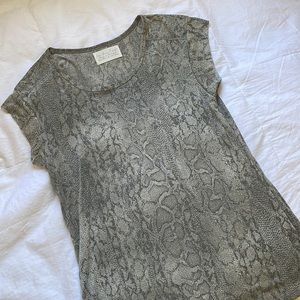 Zara snakeskin tee size S